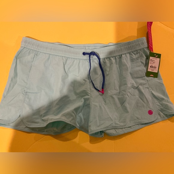 NWT Lilly Pulitzer Luxletic Run Around shorts sz XL - Picture 1 of 3